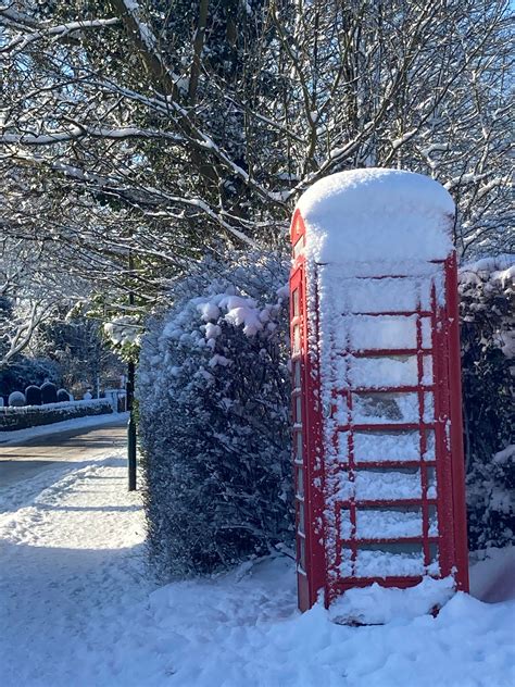 Winter in English Village : r/winterporn