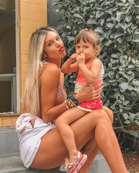 Tatiele Polyana Tatiele Polyanainstagram Minha Pequena