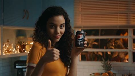 Pepsi Back Cuida A Sus Consumidores Con La Pepsi Id Latinspots