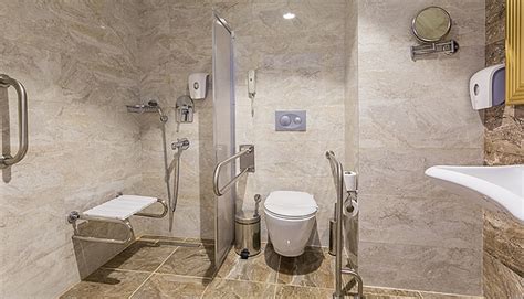 Top 5 Ways To Create A Senior Friendly Bathroom Renowow