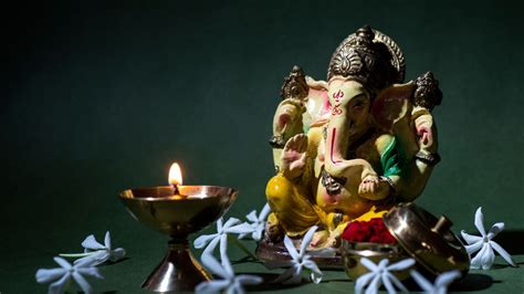 Ganesh Chaturthi 2024 गणेश चतुर्थी से पहले जरूर खरीदें ये चीजें