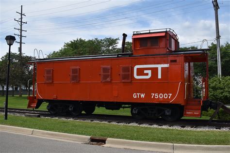 Good Track Caboose Grand Trunk Western Caboose 75007 Sits Flickr