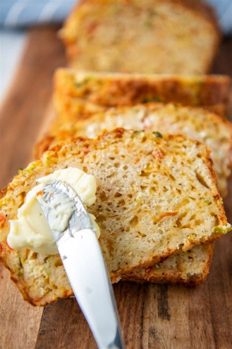 Easy Jalapeño Cheddar Bread Recipe The Novice Chef