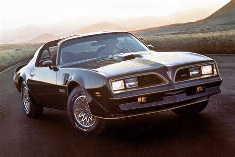 Pontiac Qué Pasó Con La Marca De Coches Que Inventó Los Muscle Cars