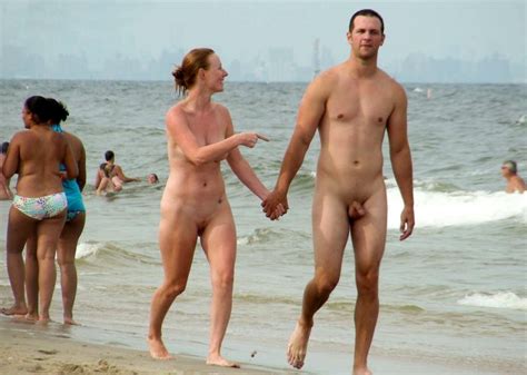 Male Nude Beach Couples Xxx Porn