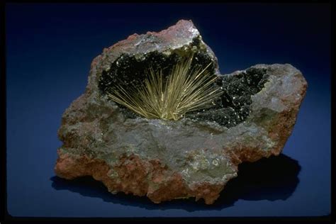 Millerite - Smithsonian Institution