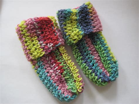 Crochet Spot » Blog Archive » Crochet Pattern: Super Simple Baby Socks - Crochet Patterns ...