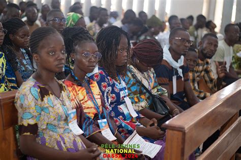 MG 5953 MESSE DE CLÔTURE DU PÉLÉ JEUNES 2024 À DASSA Aumônerie de