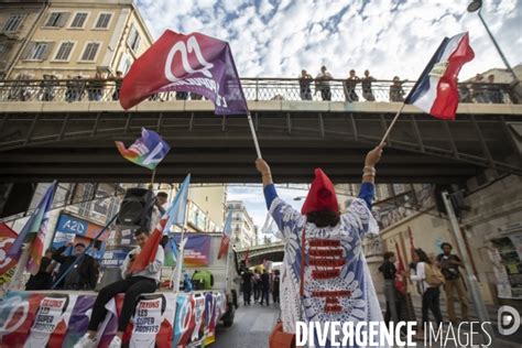 Marche Contre La Vie Ch Re Marseille Par Emilio Guzman Photographie