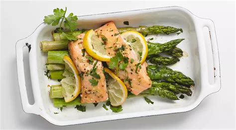 6 Spargel Rezepte Ohne Sauce Hollandaise WOMEN S HEALTH