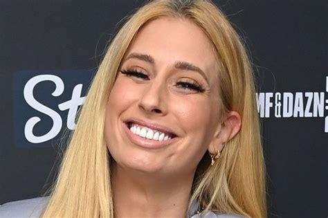 Stacey Solomon Makes Soap Debut In Emmerdale As She Proudly Celebrates