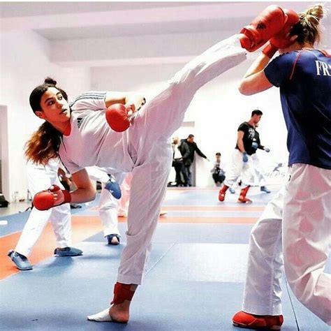 Pin By Gregg Wilson On Kung Fu Martial Arts Girl Martial Arts Women