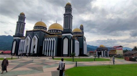 Wisata Aceh Tenggara Keindahan Masjid Agung At Taqwa Kutacane Dapat