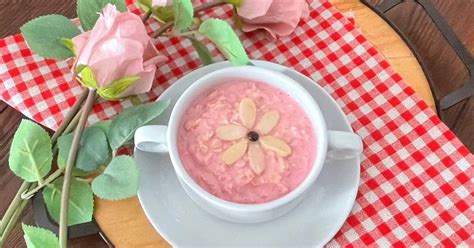 Resep Overnight Oat Strawberry Untuk Diet Bubur Pink Marsha And The Bear Oleh Kiki Fhatria