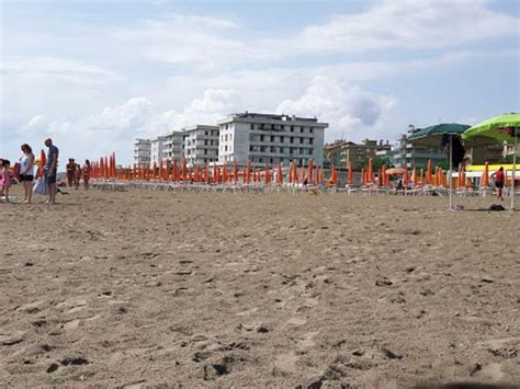 Bagno Sole Lido Adriano Ra Prenotazione Online Spiagge It