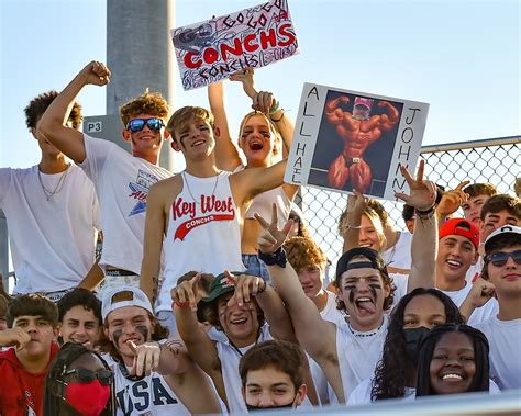 In Pictures Key West Conchs Battle Monsignor Pace In Pre Season