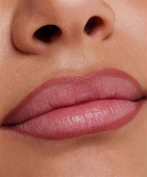 Essence H Matte Comfort Lipliner Silky Hazelnut Look Heloo