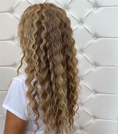 20 Lovely Crimped Hairstyles 80s Wavy And Loose Trends Long Hair