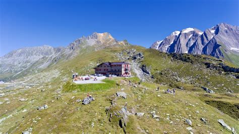 Pfitscherjoch Haus La Tormentata E Appassionante Storia Del Rifugio