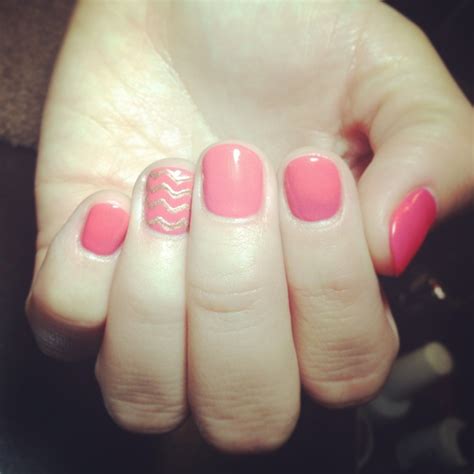 Coral Chevron Shellac Nails Nail Art Nail Design By Natalie Shellac