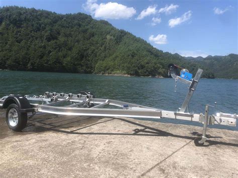 Hot Sales Hot Dip Galvanized Boat Trailer With Wobble Rollers