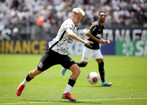 Último jogo entre Corinthians e Red Bull Bragantino marcou a saída de