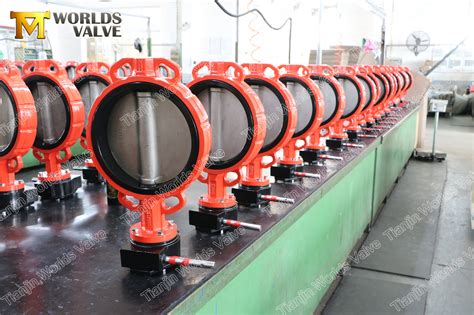 CS WCB Carbon Steel Shut Butterfly Hydraulic Valves From China