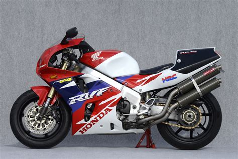 Honda Honda RVF RC 45 Moto ZombDrive