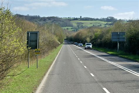 A44 Fish Hill Near Broadway © David Dixon Geograph Britain And Ireland