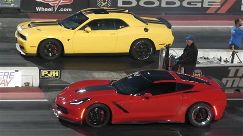 Hellcat Vs Corvette Drag Racing Youtube