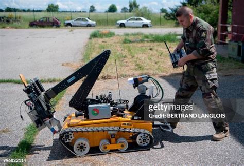 22 Mine Clearing Robot Stock Photos High Res Pictures And Images