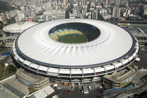 Flamengo E Fluminense Assinam Contrato De Concessão Do Maracanã Com O