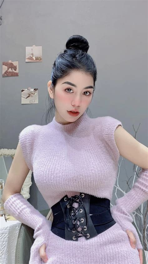 Hằng Du Mục phát biểu gì trên VTV mà dân tình xôn xao có liên quan chồng TQ Hot KOLs Đời