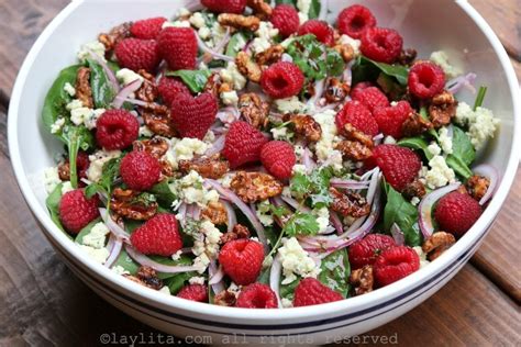 Spinach raspberry salad recipe with gorgonzola and honey roasted walnuts