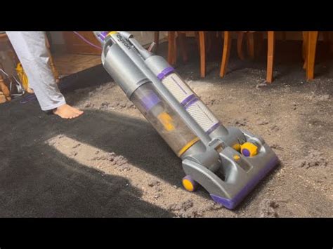 Dyson DC03 Independent Absolute Vacuum Cleaner Performance Testing