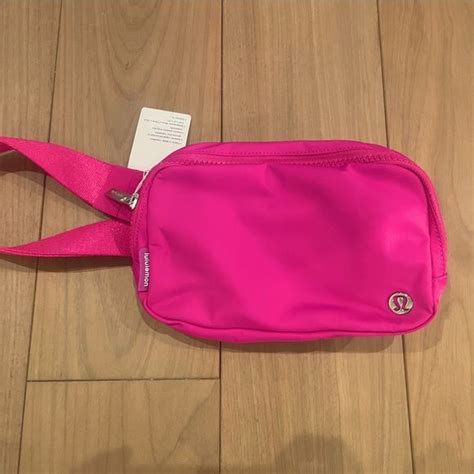 Lululemon Sonic Pink Everywhere Belt Bag Bnwt Lululemon Bags Belt Bag Bags