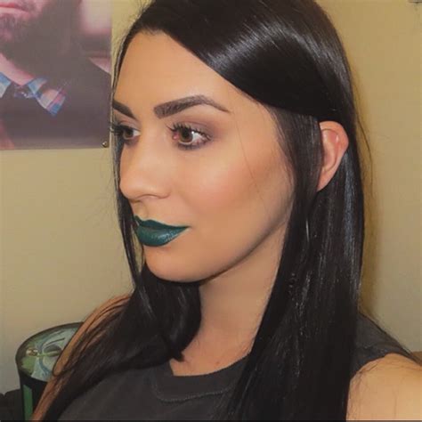 Green Lipstick Makeup - Mugeek Vidalondon