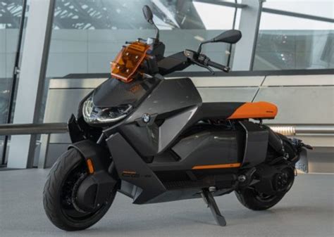 Bmw Ce Elektromos Motorker Kp R Bemutat Zoldautok Hu