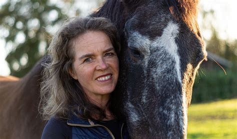 column rodinde hoogenraad paard als geheel zien het onafhankelijke