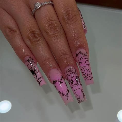 Pin by Carolina Sánchez on Guardado rápido Concert nails Friendly