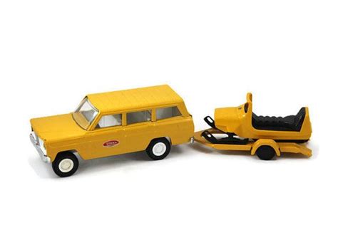 Tonka Truck Jeep Wagoneer With Snowmobile And Trailer 1960s 1970s