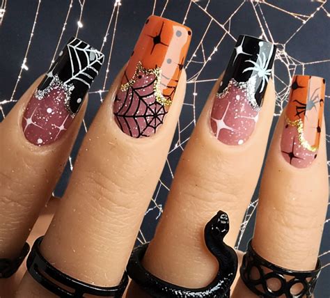 20 Cute And Fun Halloween Nail Designs To Die For