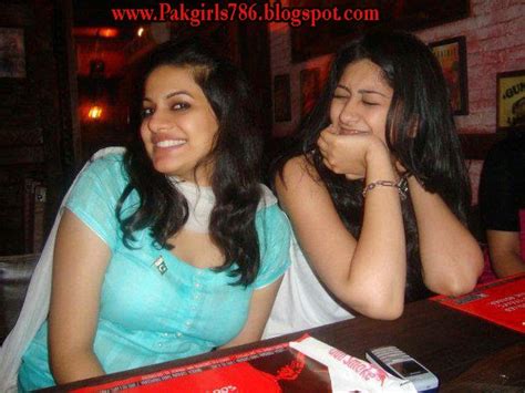Kamsin Bachiaan Pictures Desi Tits Images Hot Collection