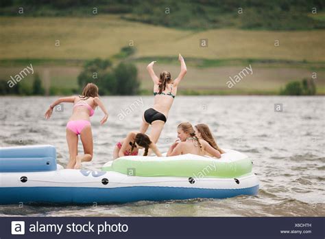 Bikini Girls On Boat Stockfotos Und Bilder Kaufen Alamy