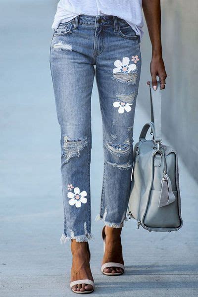 Floral print patch distressed raw hem jeans – Artofit