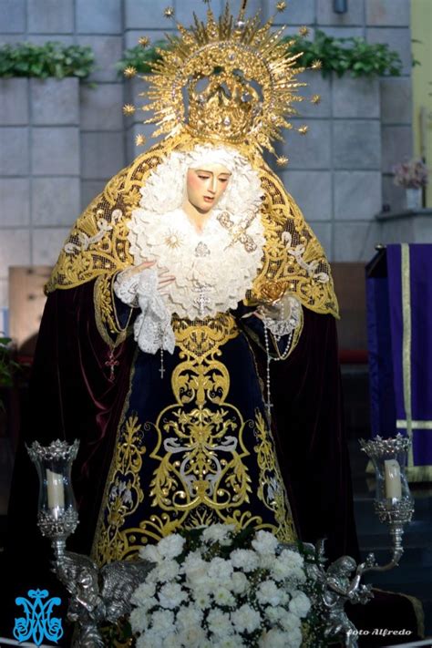 La Linea Cofrade Reverencias Al Cristo De Medinaceli Y La Virgen De