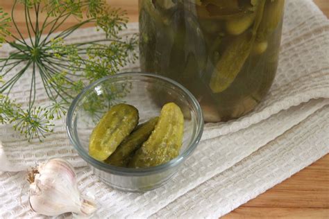 How To Ferment Pickles In A Mason Jar A Traditional Life