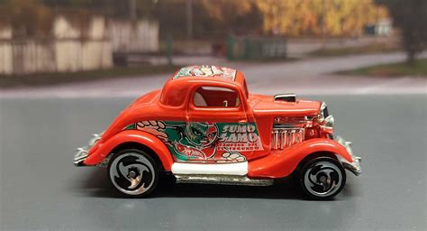 Ford V Three Window Coupe Modellauto Von Hot Wheels Modelly