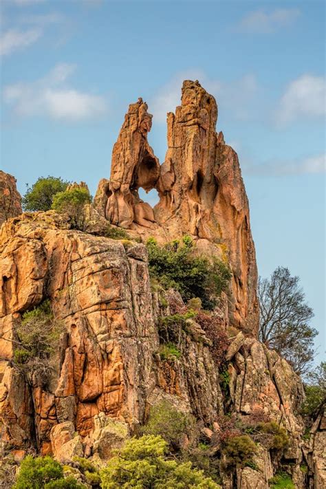 Herz förmiges Loch Im Felsen Beim Calanches in Korsika Stockfoto Bild