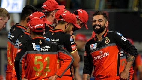 Ipl 2020 Rcb Players Celebrate Virat Kohli 32nd Birthday In Style